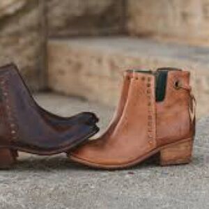 ROAN BY BED STU Australia Leather Boots Women’s size 9